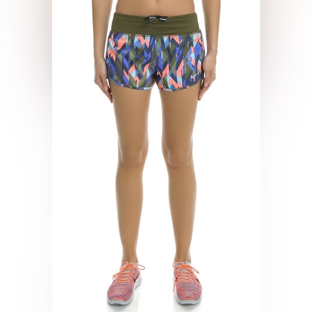 NIKE Women’s Dri-Fit Army Green Geometric Shorts. Size M